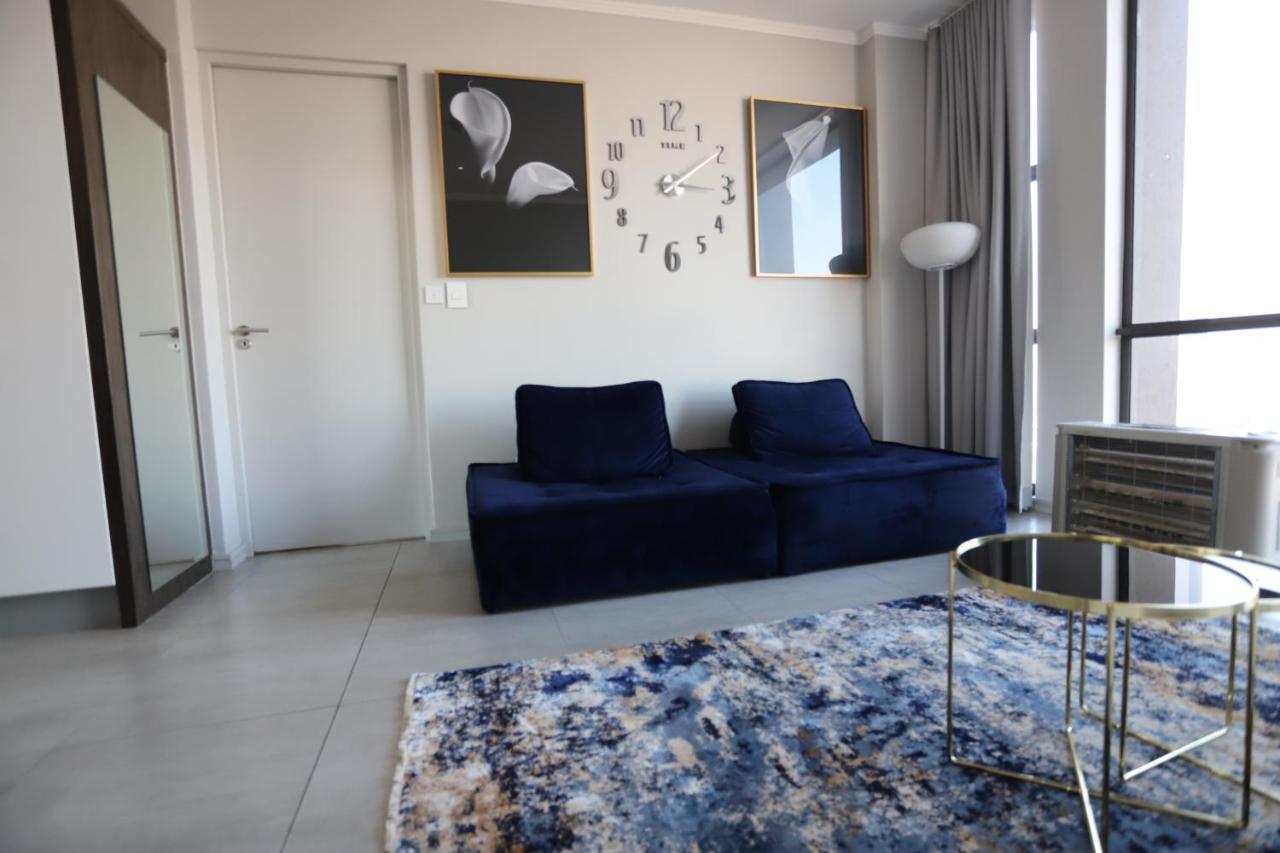 Sandton Apartment 15 West Road South Johannesburg Exterior photo