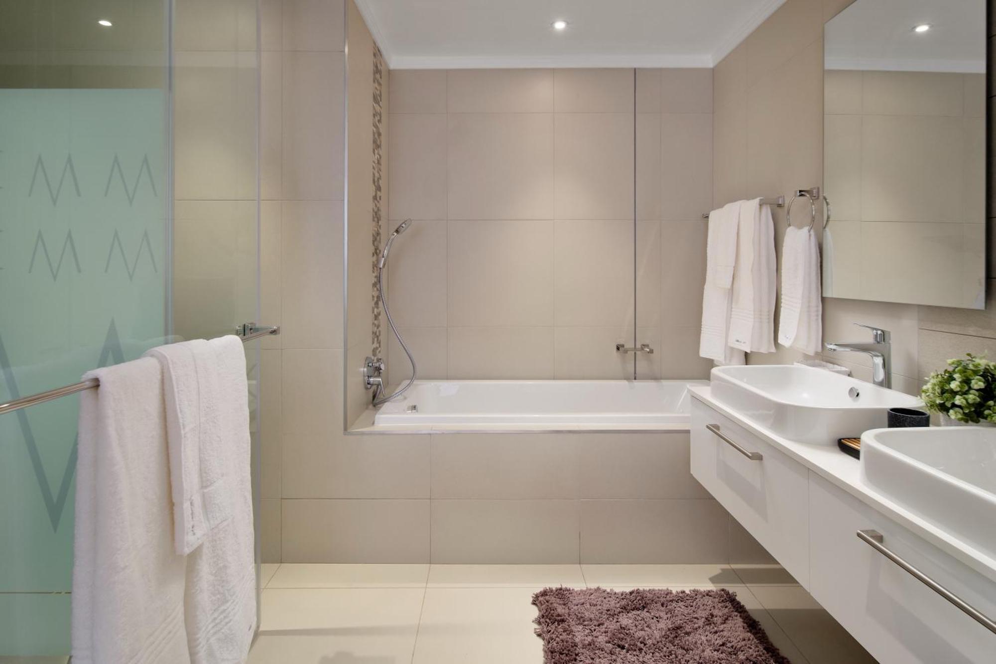 Sandton Apartment 15 West Road South Johannesburg Exterior photo