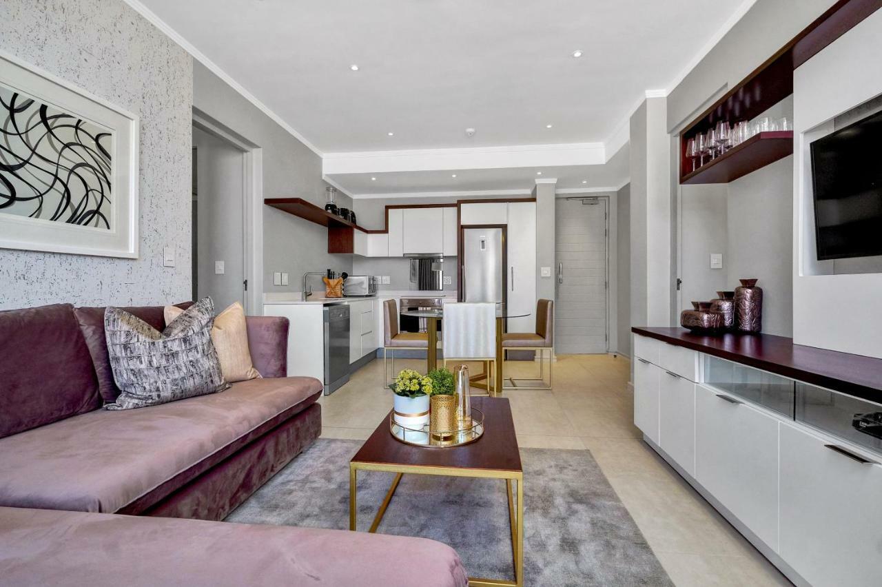 Sandton Apartment 15 West Road South Johannesburg Exterior photo