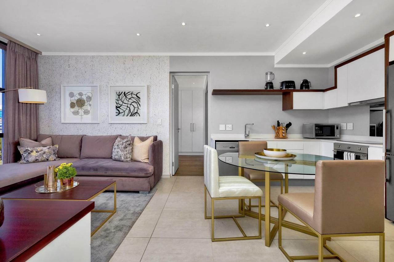 Sandton Apartment 15 West Road South Johannesburg Exterior photo